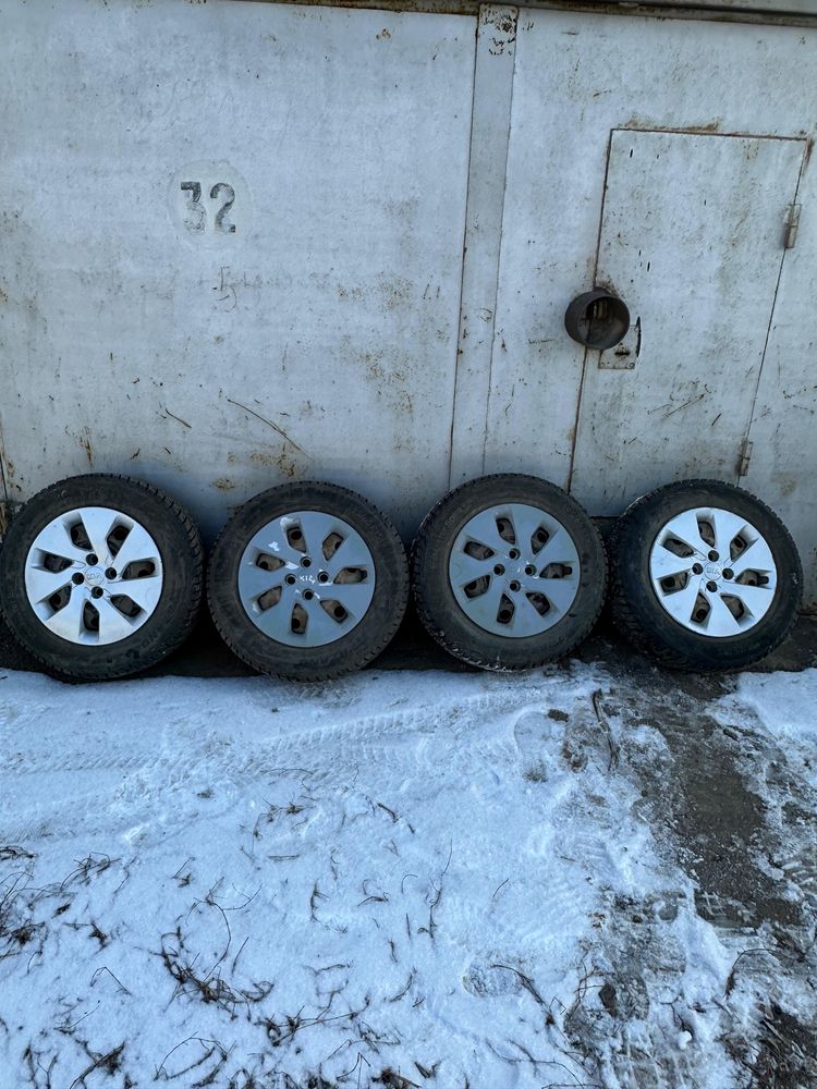 Продам шины kia rio