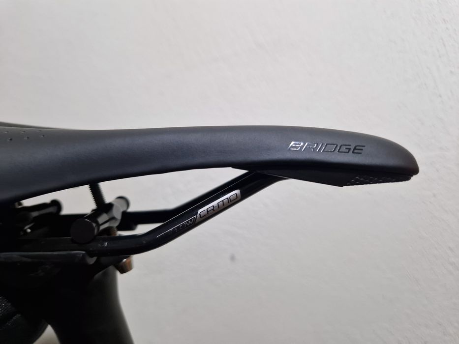 Седалка за велосипед Specialized Bridge Sport 143мм