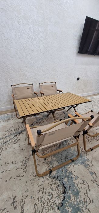 Продам стол со стульями