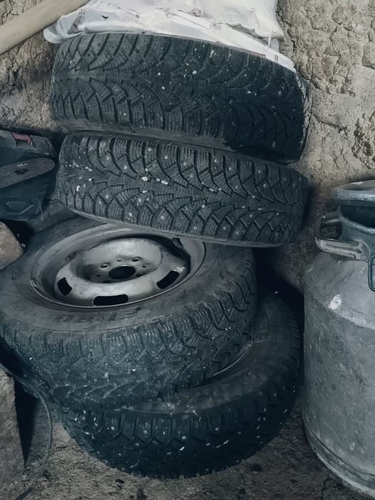 Зимный шины с дисками комплект сатылымда!

• Өлшемі: 13 размер
•