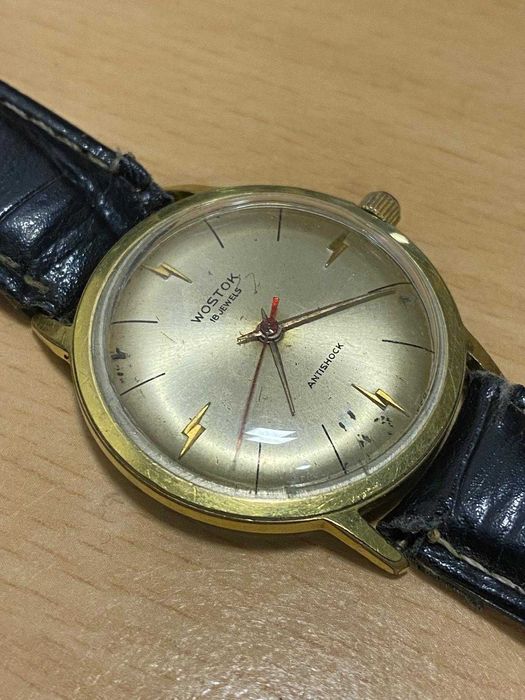 Ceas Wostok aurit mecanic rusesc 1980