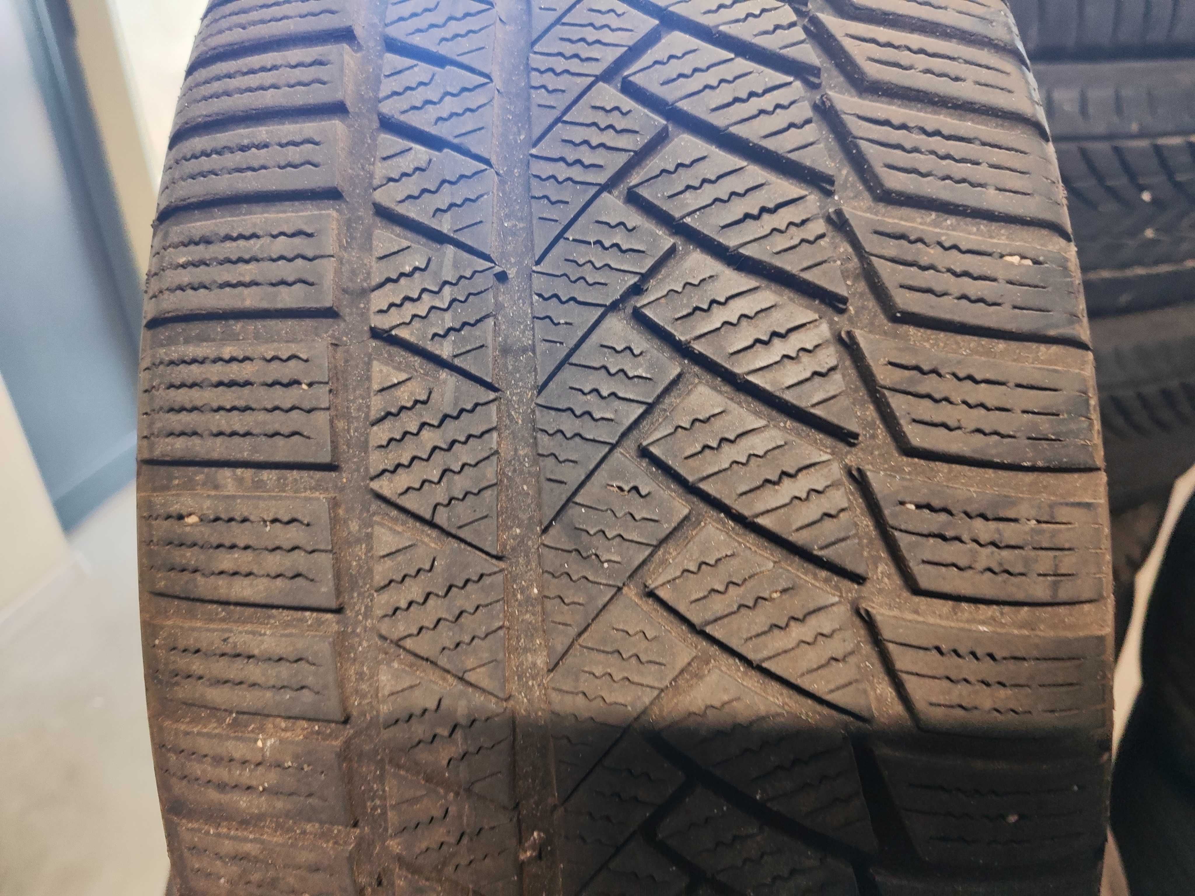4бр.зимни гуми 245/45/18 Continental