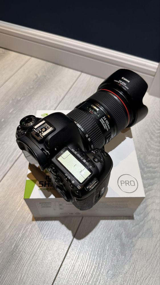 Canon 5D Mark 4 ef 24 105mm f4l is ii usm