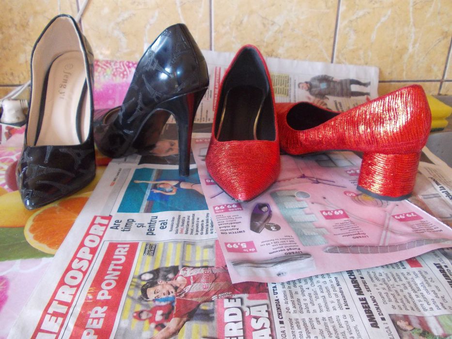 pantofi dama 37 si adidasi 38 si ghetute 40