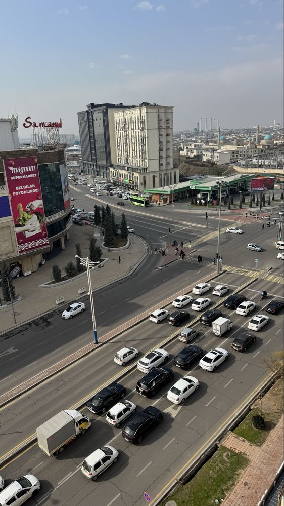 Kvartira sotiladi 2-xonali 57kv Qoratosh samarqand darvoza yangi remon