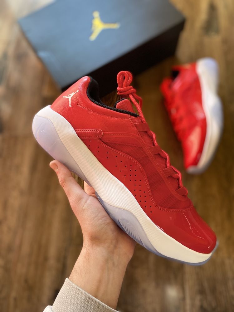 Nike Jordan 11 CMFT Low Cherry Red