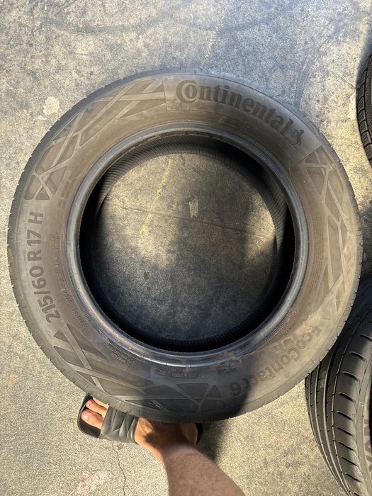 215/60/17 Continental