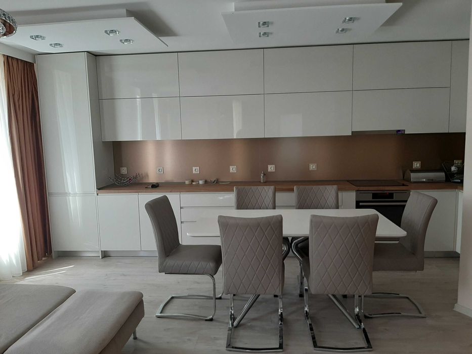 Дава се под наем Тристаен апартамент в София, Дианабад - 85 кв.м за 867 € - Снимка #1