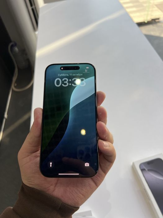 Iphone 16 pro 128 black ideal
