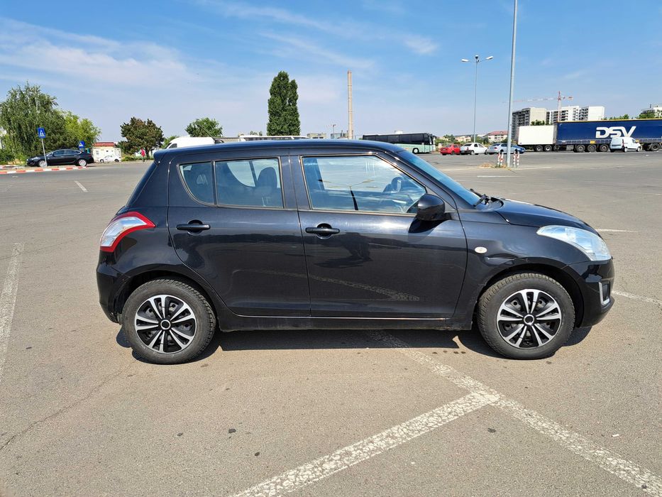 Suzuki SWIFT 4X4 benzina 1.3 an 2014