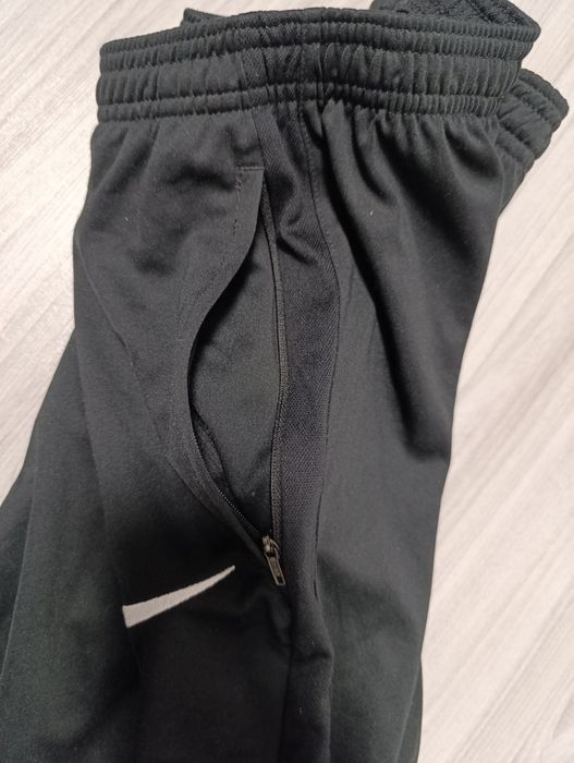 Nike Academy оригинални спортни долнища