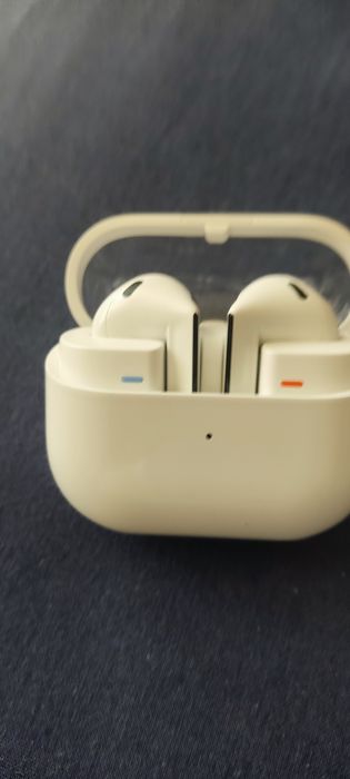 Samsung s 25 ultra! 512 menorie! Plus căști budds 3.