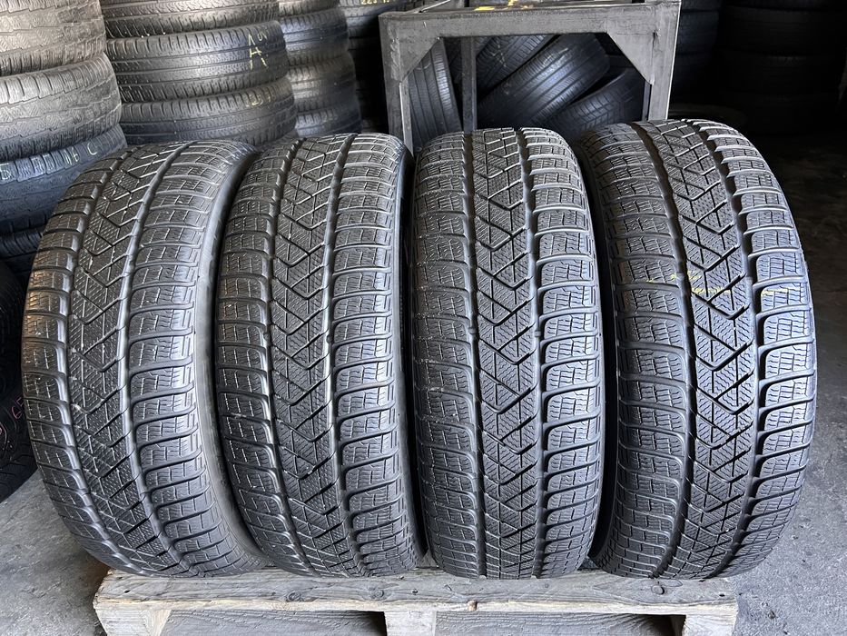 4 anvelope iarna 225/55/18 , Pirelli , 6.7 mm !