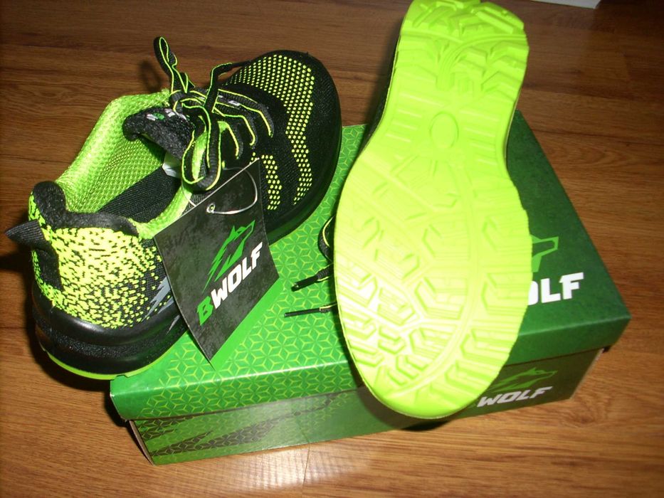 работни обувки с метални бомбета номер 36