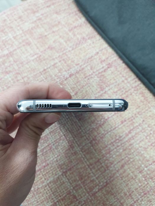 Vând samsung s21 plus 5g