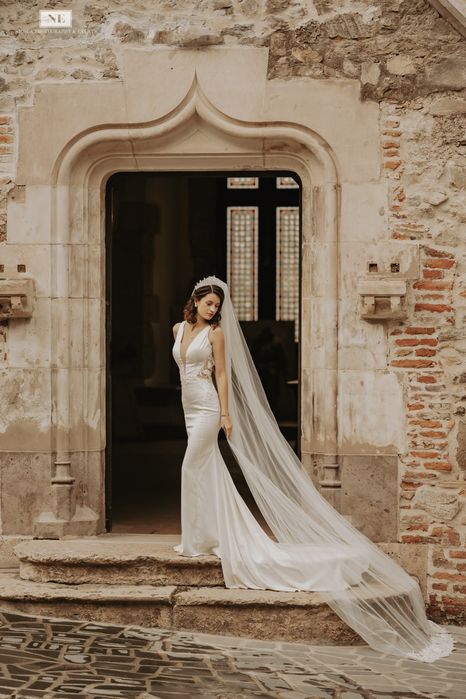 Vând rochie de Mireasă+Voal lung