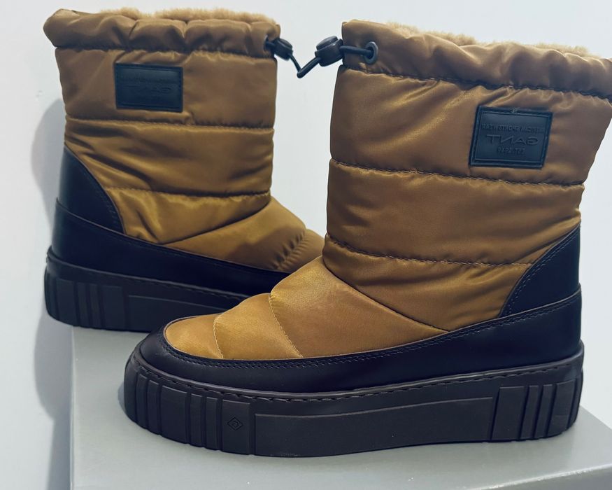 Нови боти и ботуши Tommy Hilfiger, Liu Jo, Gant