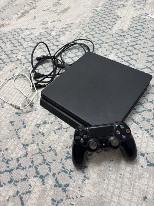 Продается ПС4 слим, PS4 slim