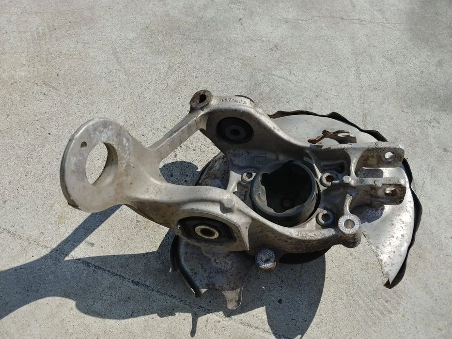 fuzeta stanga spate  audi a4 b8 8k 2.0 tdi