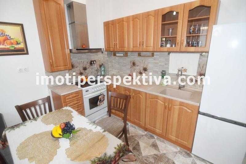 Продава се Двустаен апартамент в Пловдив, Остромила - 63 кв.м за 2302 €/кв.м - Снимка #2