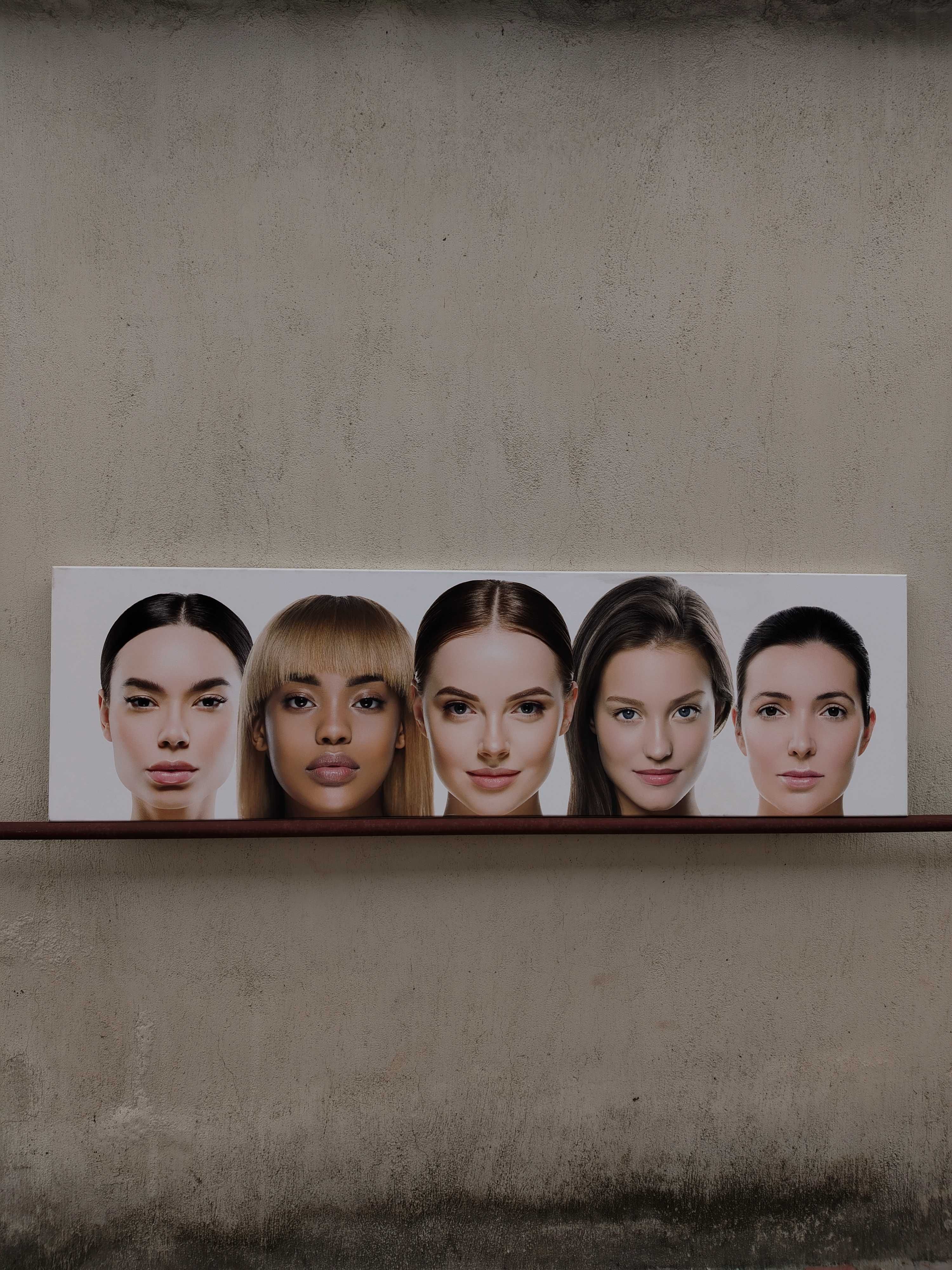 Tablouri salon make-up