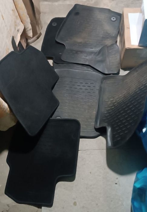 Продам коврики для Фольксваген Поло