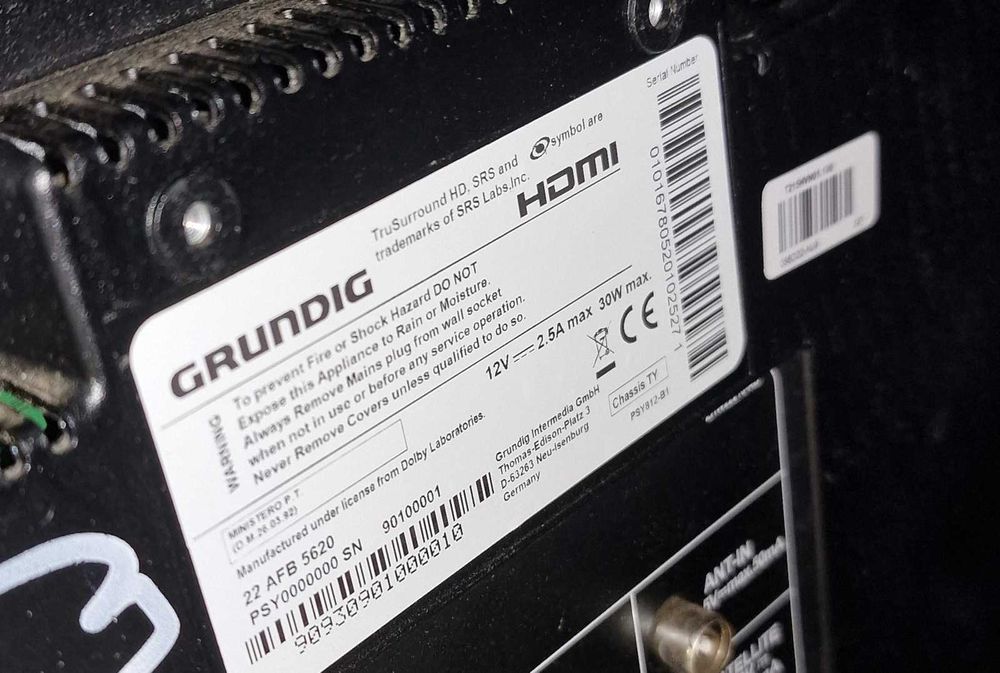 Tv led - Grundig Vision 22 AFB 5620 - 12v - pt rulota,camion etc..