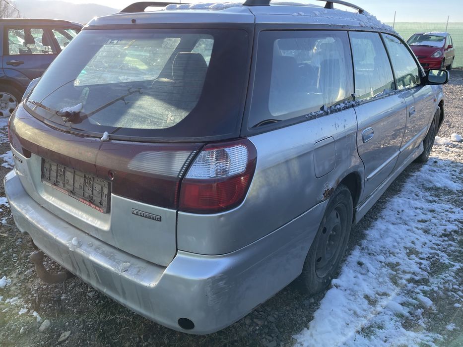 Subaru Legacy 2.5i 2002 На части