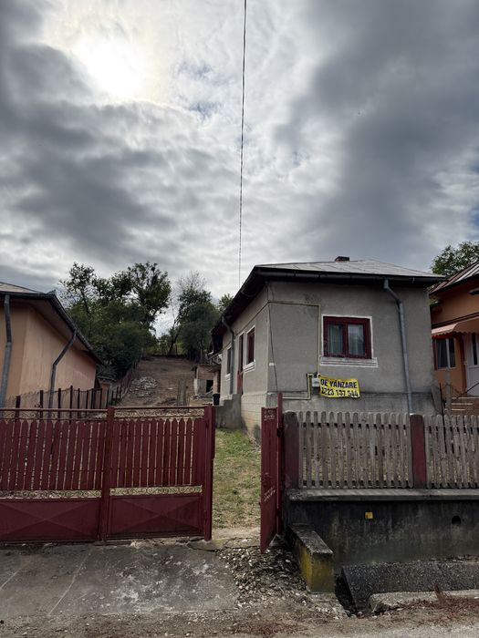 Casa de vanzare Viforata