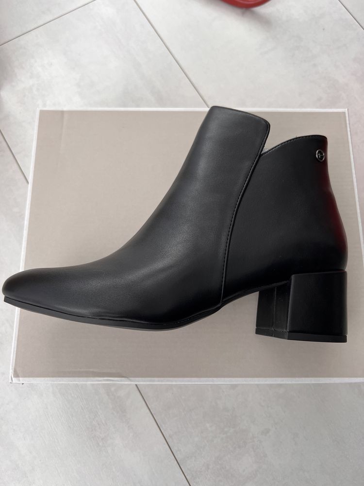 Botine elegante Tamaris Wortmann negre marime 41