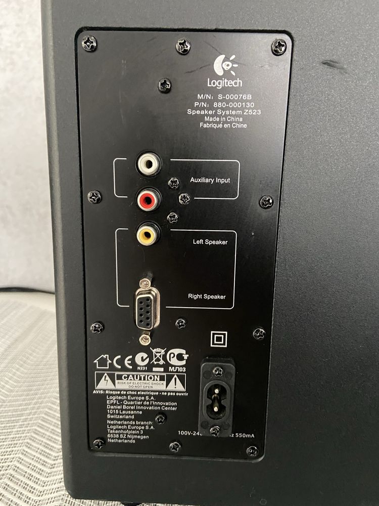 Буфер С Колони Logitech Z523 2.1