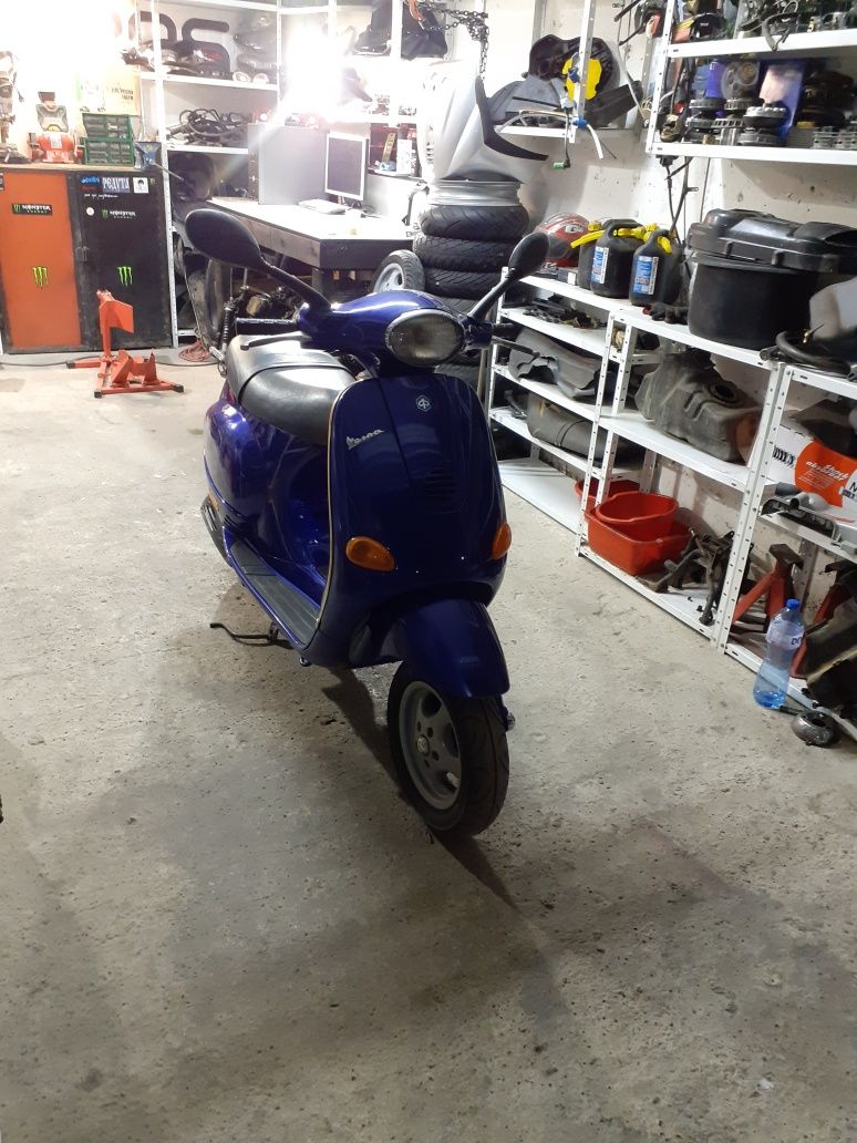 Vespa ET4 125cc На ЧАСТИ