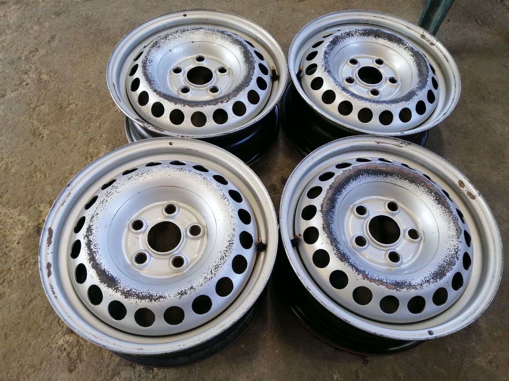16" Крафтер Железни Джанти 5x120 Фолксваген