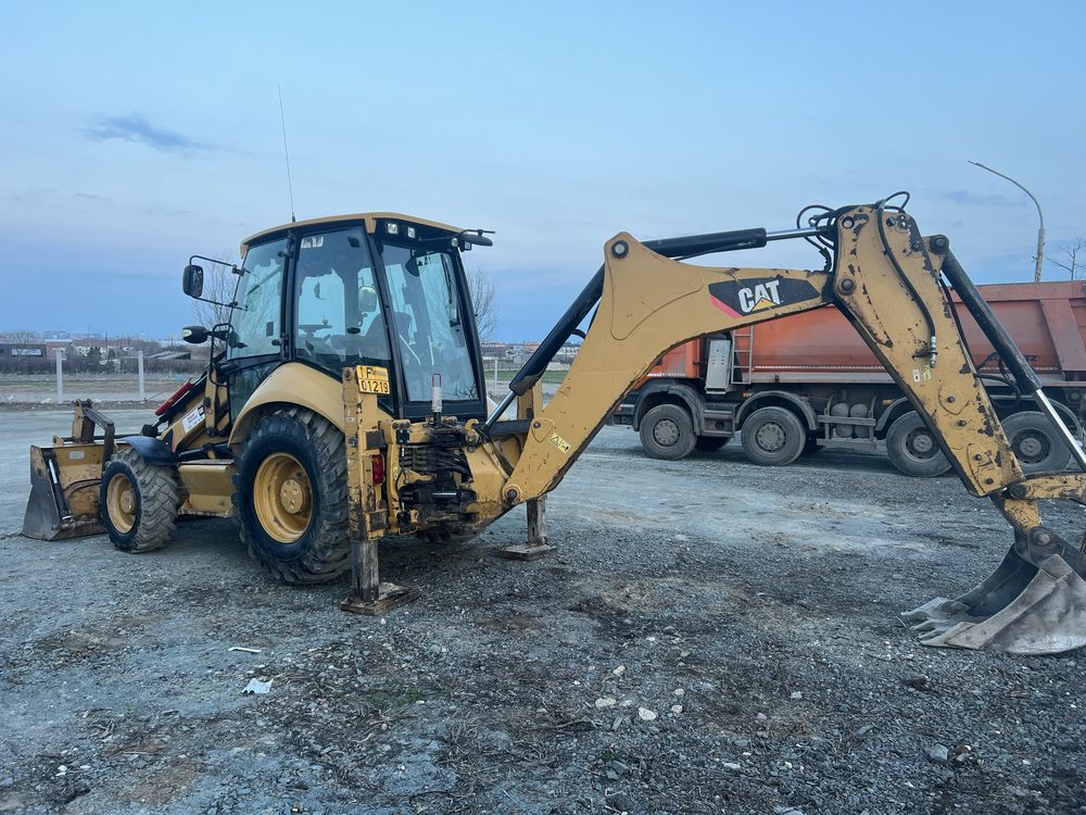 Buldoexcavator Caterpillar 428E