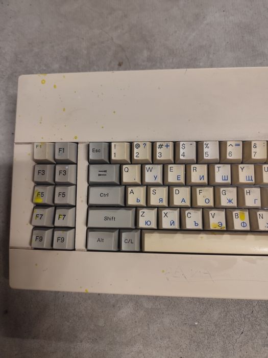 Клавиатура от Правец 16