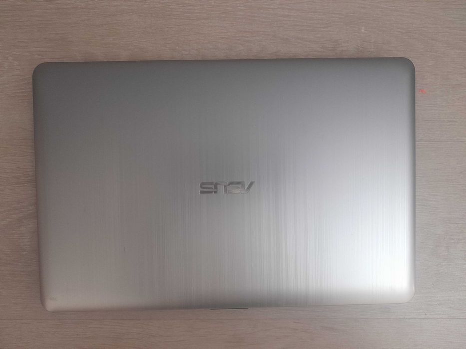 Ноутбук ASUS-x540