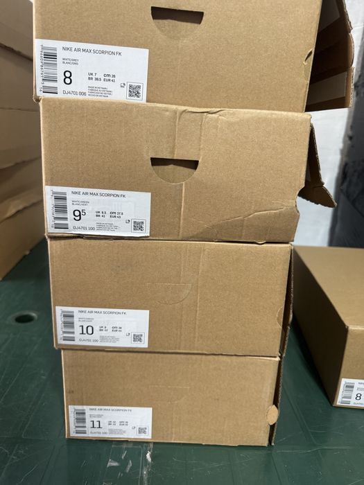 Nike Air Max Scoprion