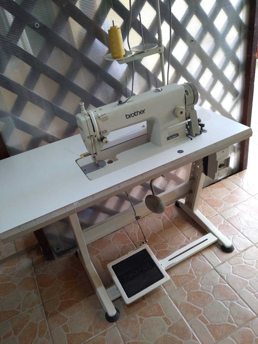 Masina de cusut Brother SL 7040-3 - refurbished