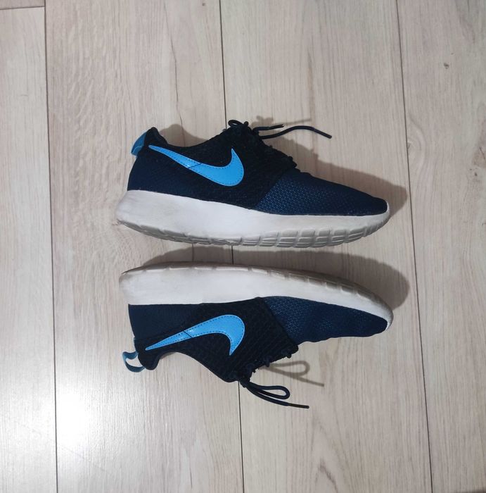 NIKE Roshe run 38 маратонки