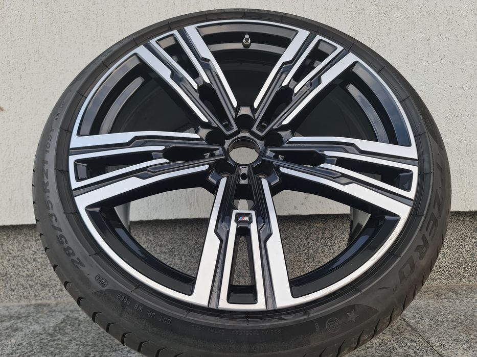 Janta spate 21 BMW 7 G70 i7 X3 G45 M908 5A19DF1 Pirelli 285 35 21