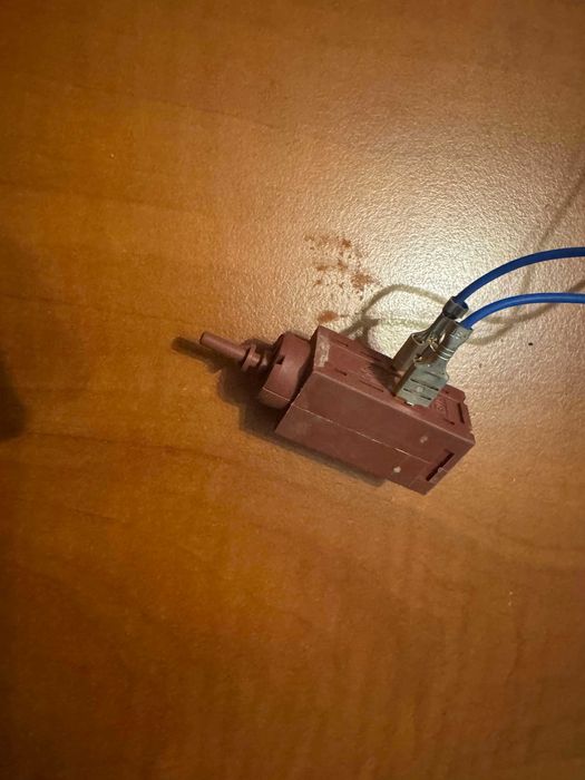 Solenoid termoactuator  pentru ventilator baie