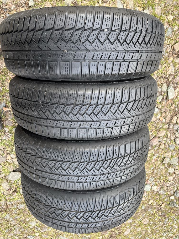 215/70 R16 4бр зимни гуми