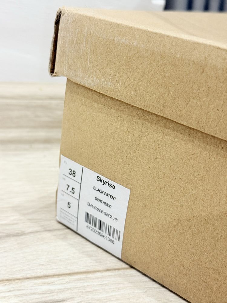 Високи токчета Steve Madden