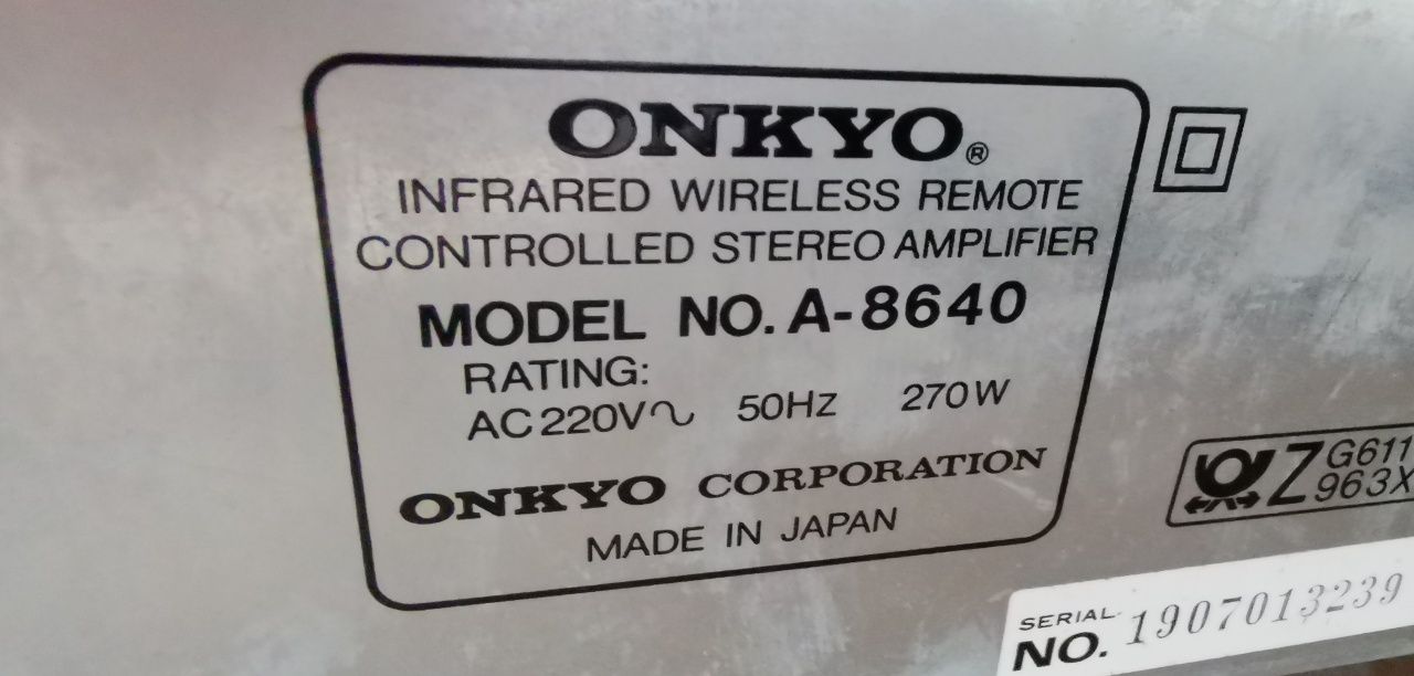 Усилвател Onkyo A-8640