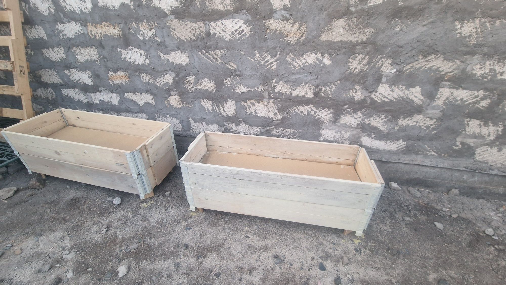 Клумба 40х40х120см 2шт 10к