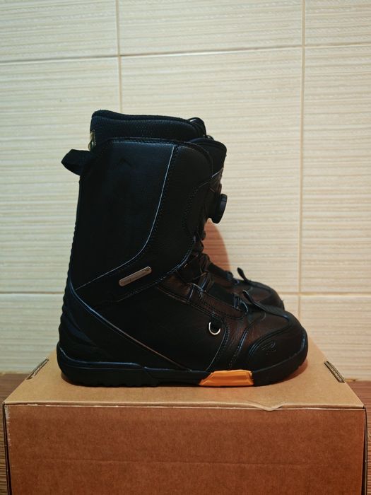 Boots snowboard 43 Rossigniol excite boa