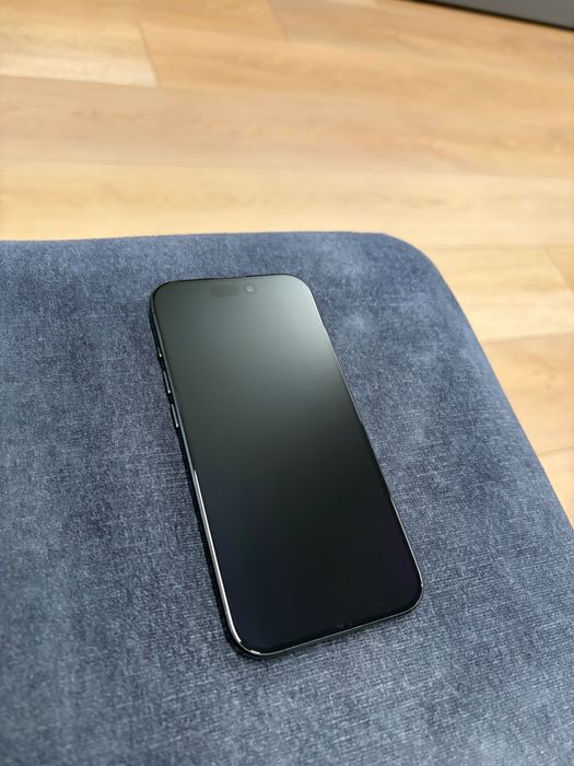 iPhone 15 Pro, Black Titanium, 128GB