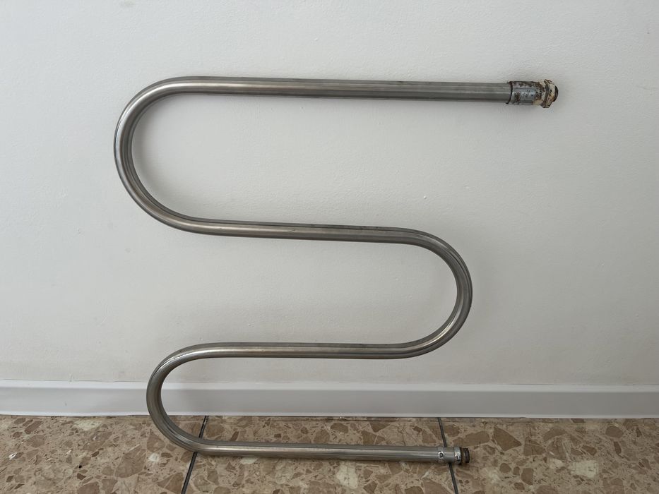 Продается ботарея змейка для ванны