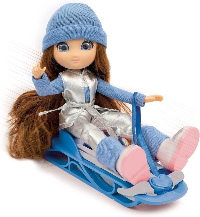 UNIQUE EYES Кукла с реалистични кристални очи зимни дрехи и шейна