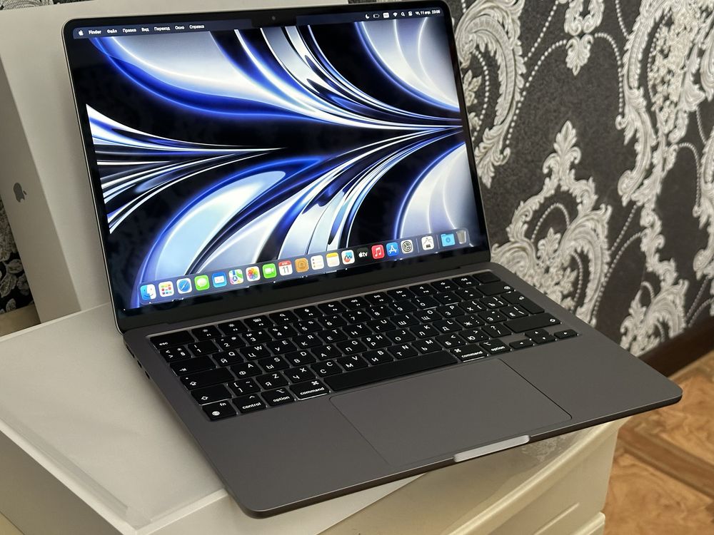 Sulpak|MacBook Air 13.6 M2 2023 EAC|SSD256GB|OZU8GB|блок З/У два порта